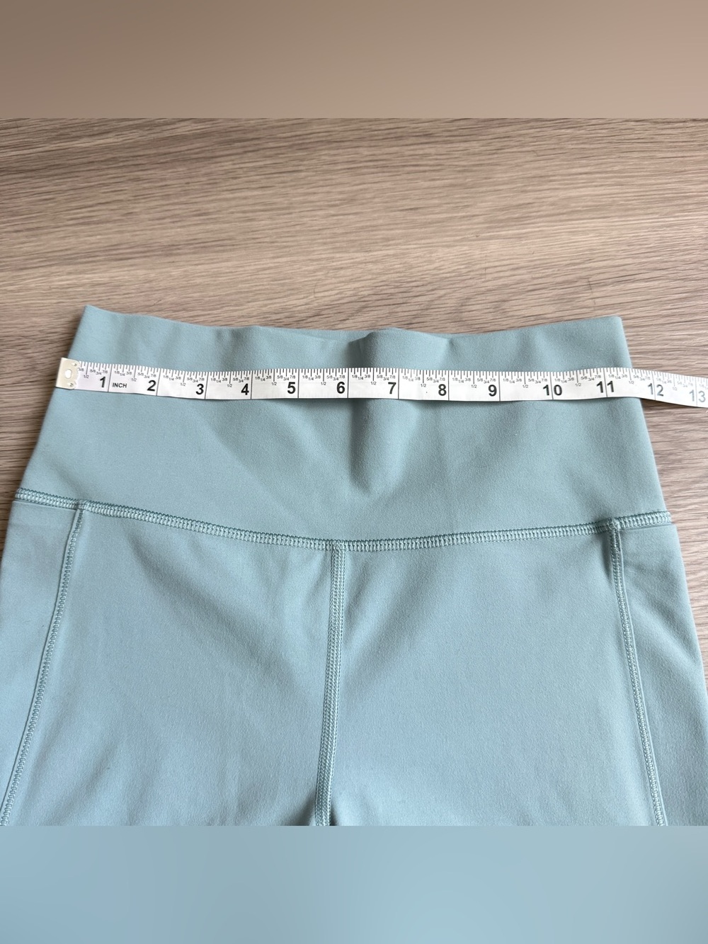 Vuori Studio Pocket Legging in Light Aqua Blue | Size S - Picture 3 of 9